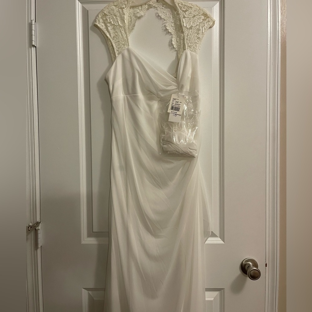 David’s Bridal Ivory Wedding Dress